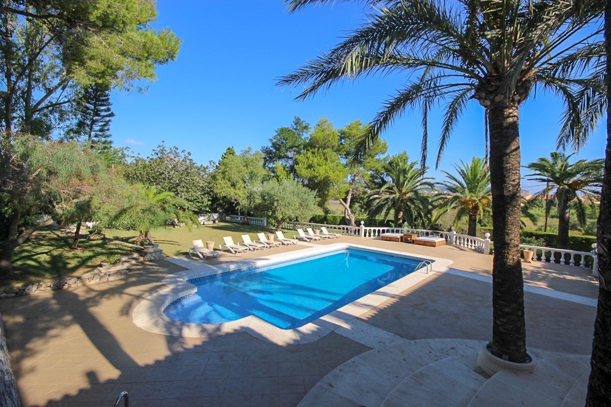 Luxury villa very close to Arenal beach for sale in Javea